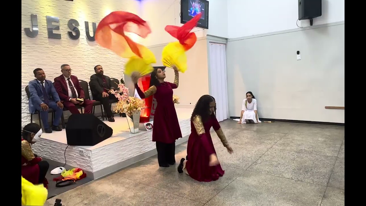 Ministério de dança: Grupo Adonai. 