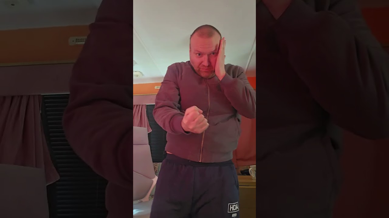 First self defence video starting of with 2 downwood hammers ##selfdefence 