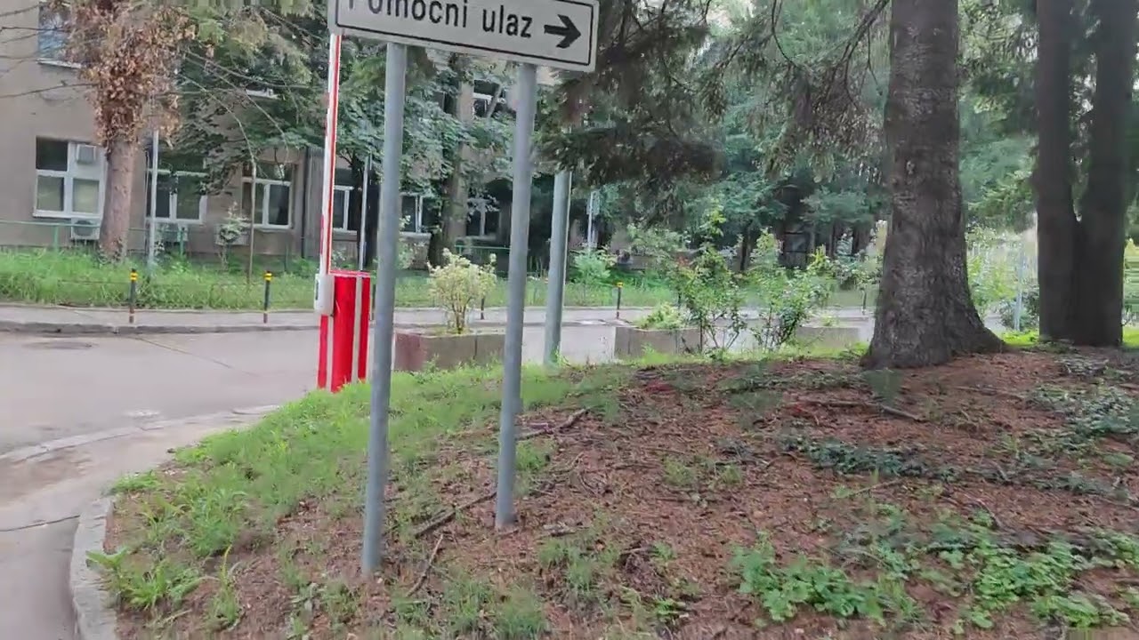 Quick Walk and Entrance Tour of Orthopedic Institute Hospital Banjica | Shot on Xiaomi 11 Ultra