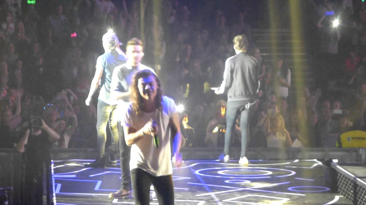 One Direction - Story Of My Life, Manchester 3/10/15