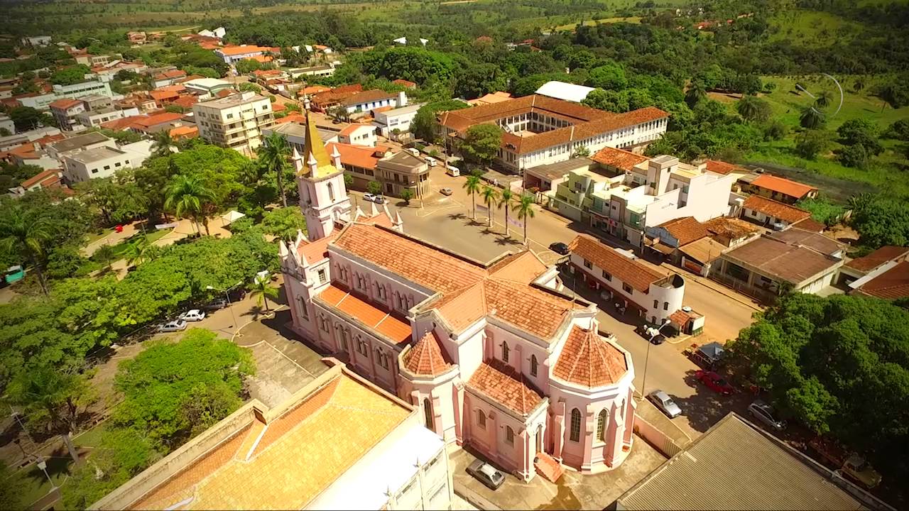 Dores do Indaiá vista de um DRONE
