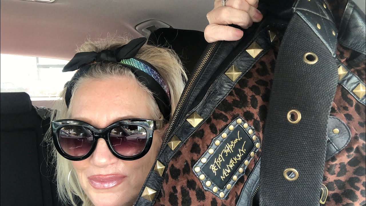 MAJOR SAVERS THRIFT HAUL! Tons of Purses!!