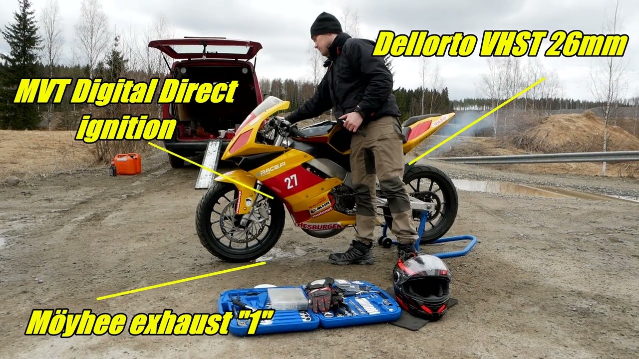 Malossi MHR Replica 50cc vs. Malossi MHR Team 50cc
