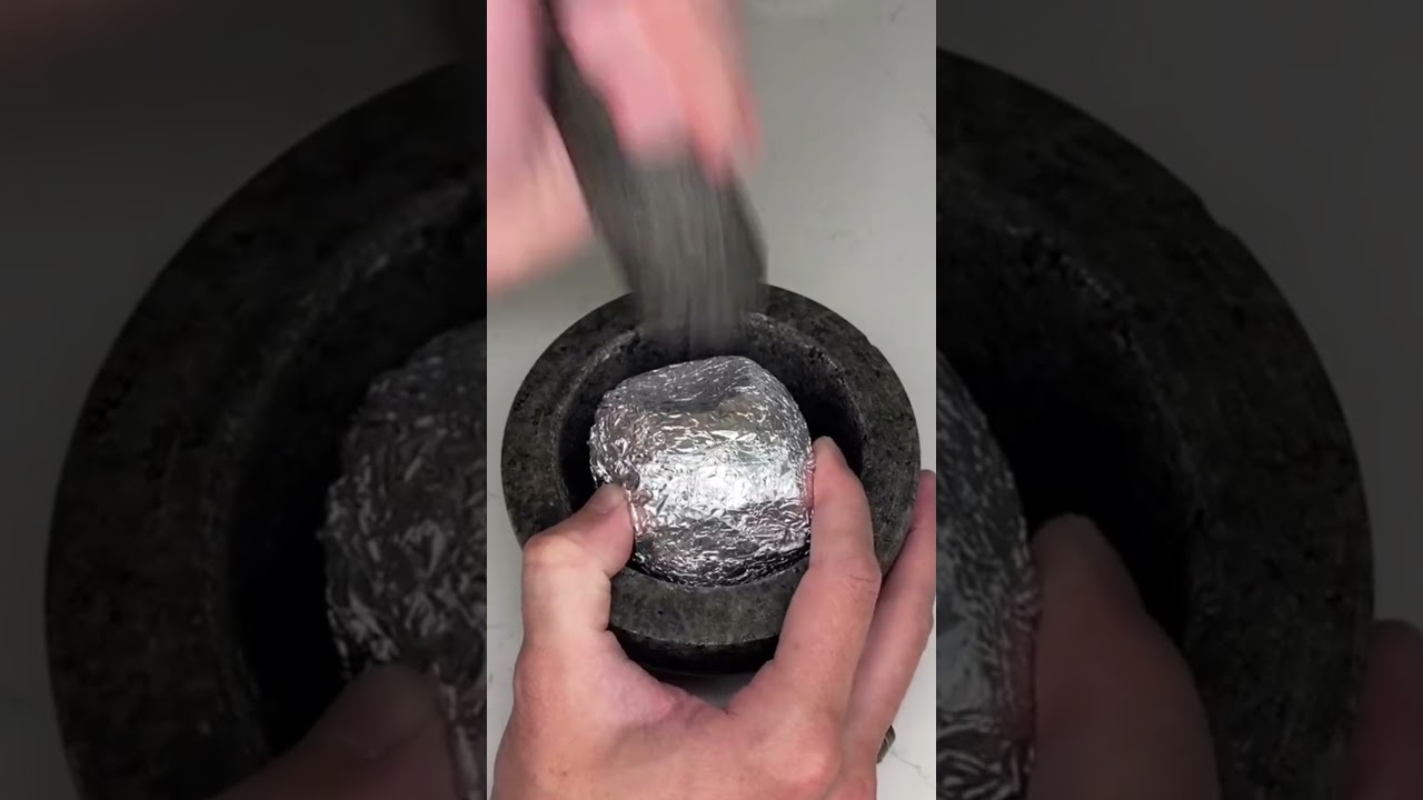 How to turn a aluminium foil into a perfect ball ✨