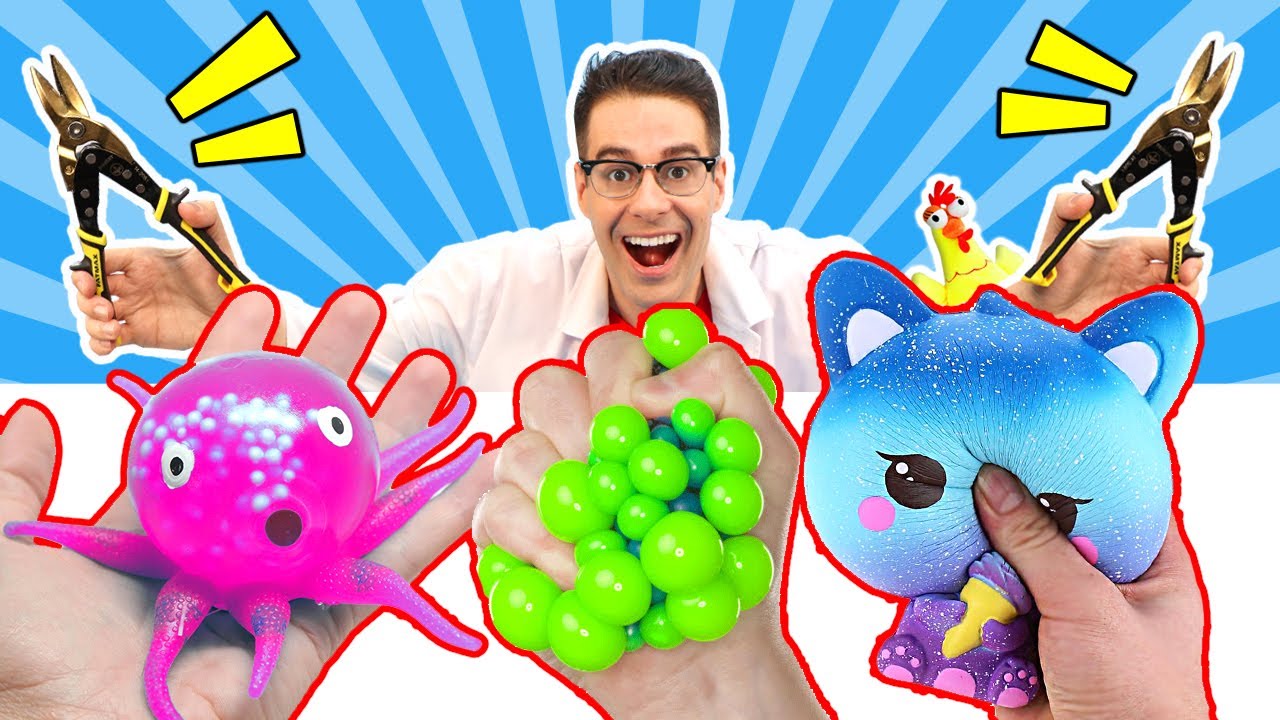 CORTANDO Y ABRIENDO JUGUETES SQUISHY Y ANTIESTRES BLANDITOS | El Gallinero de Mike