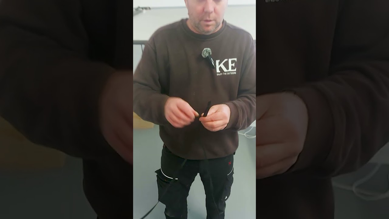 Passage d'une nouvelle sangle sur une pergola Xtesa Plain