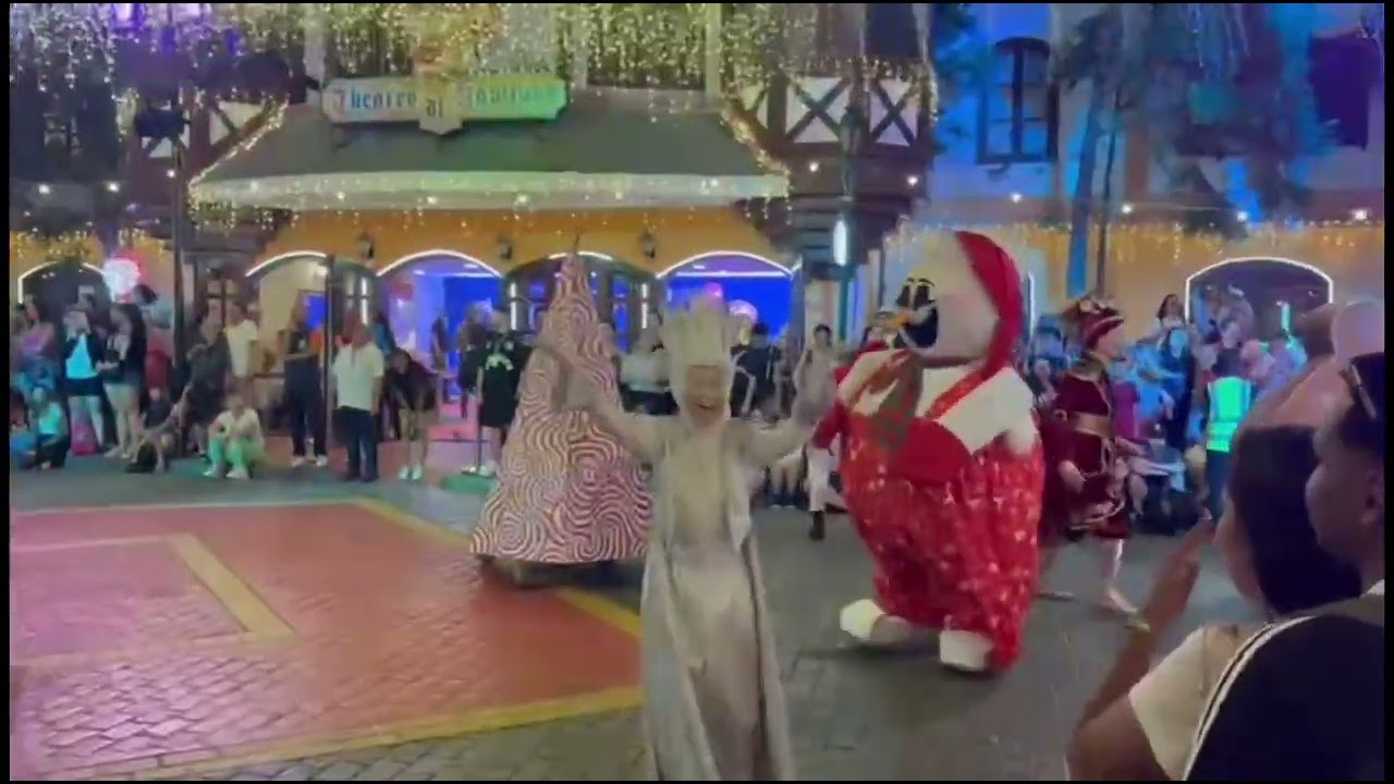 Parada de Natal no Hopi Hari 