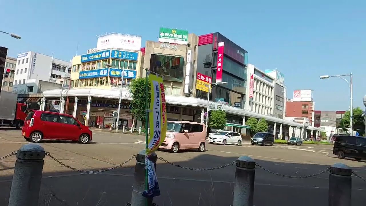 新潟県長岡市東坂之上町１丁目 / 250707 📝城下町の風情と現代の利便性が交差する、長岡の「顔」とも言える文教・交流の中枢地である。