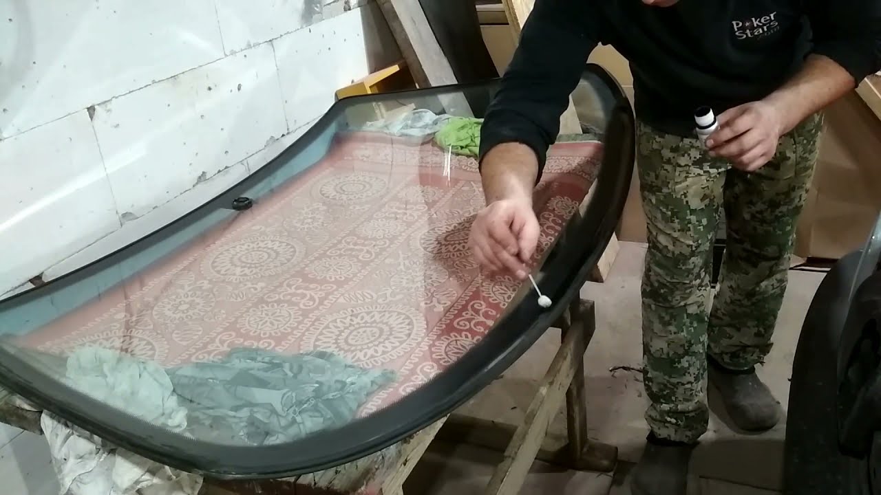 Вклейка лобового стекла пассат в3.