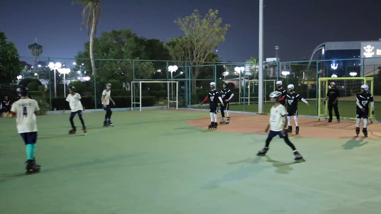 الفعالية الاولى لدوري كرة التزلج
