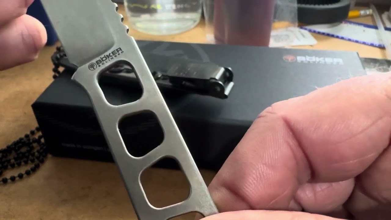 Boker BFF Packlite Magnacut knife