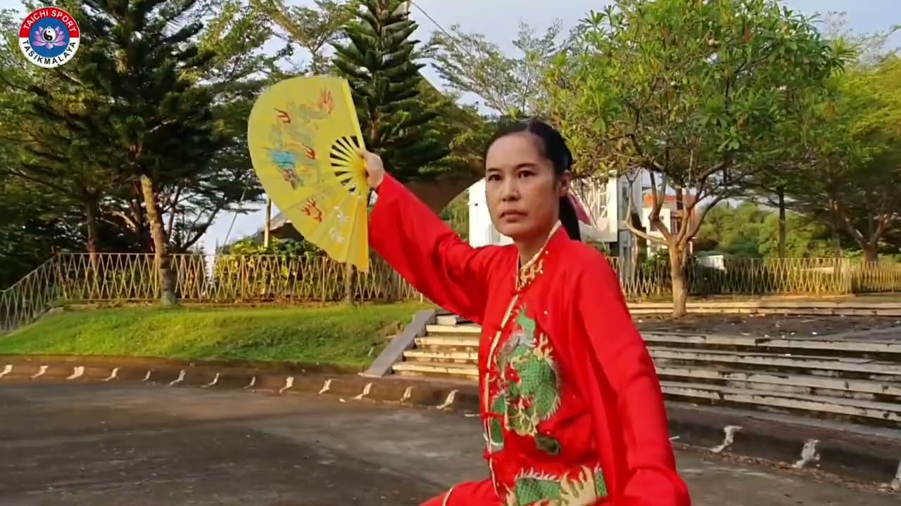 新編28式綜合太極扇 New Style 28 Form Tai Chi Fan
