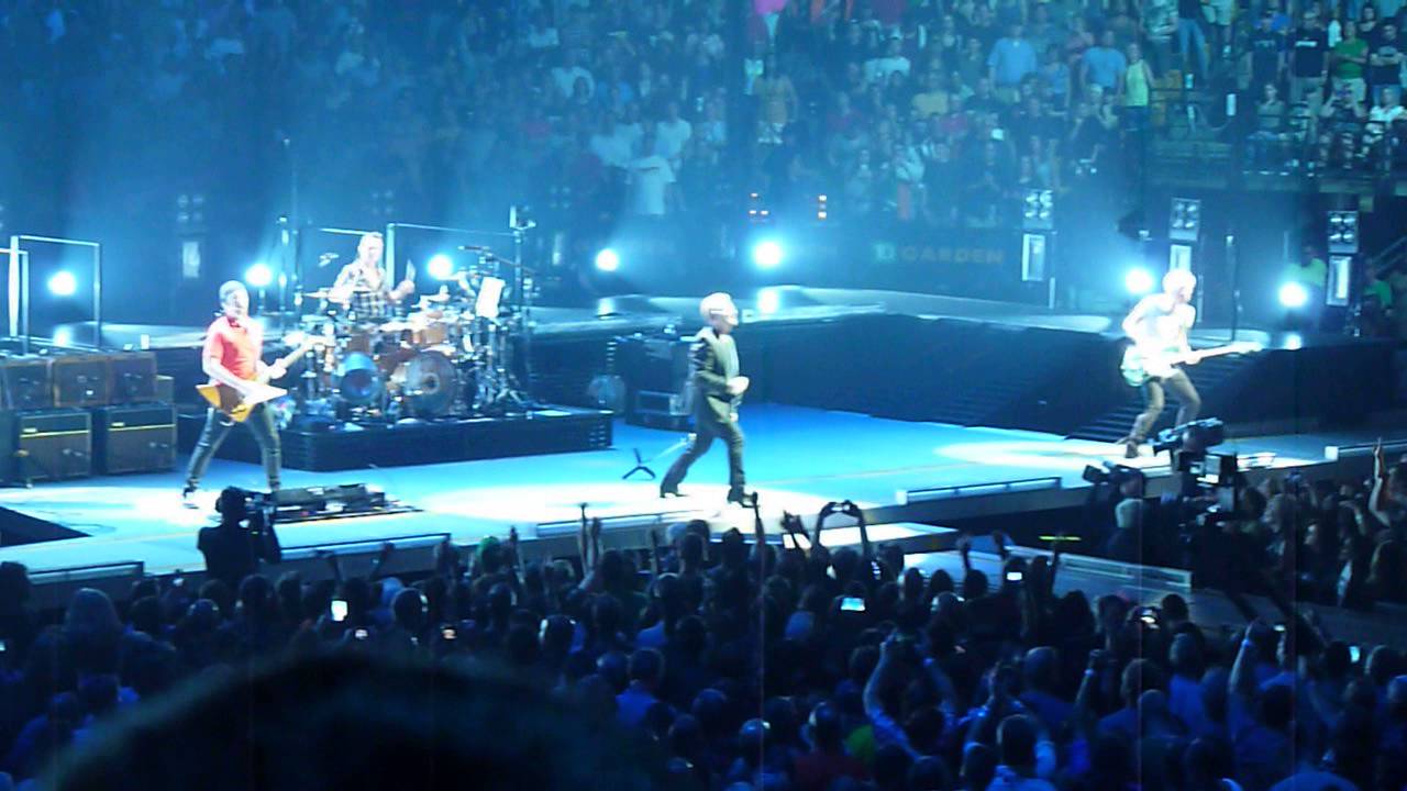 U2 Beautiful Day TD Garden Boston 7/15/15 Innocence & Experience Tour