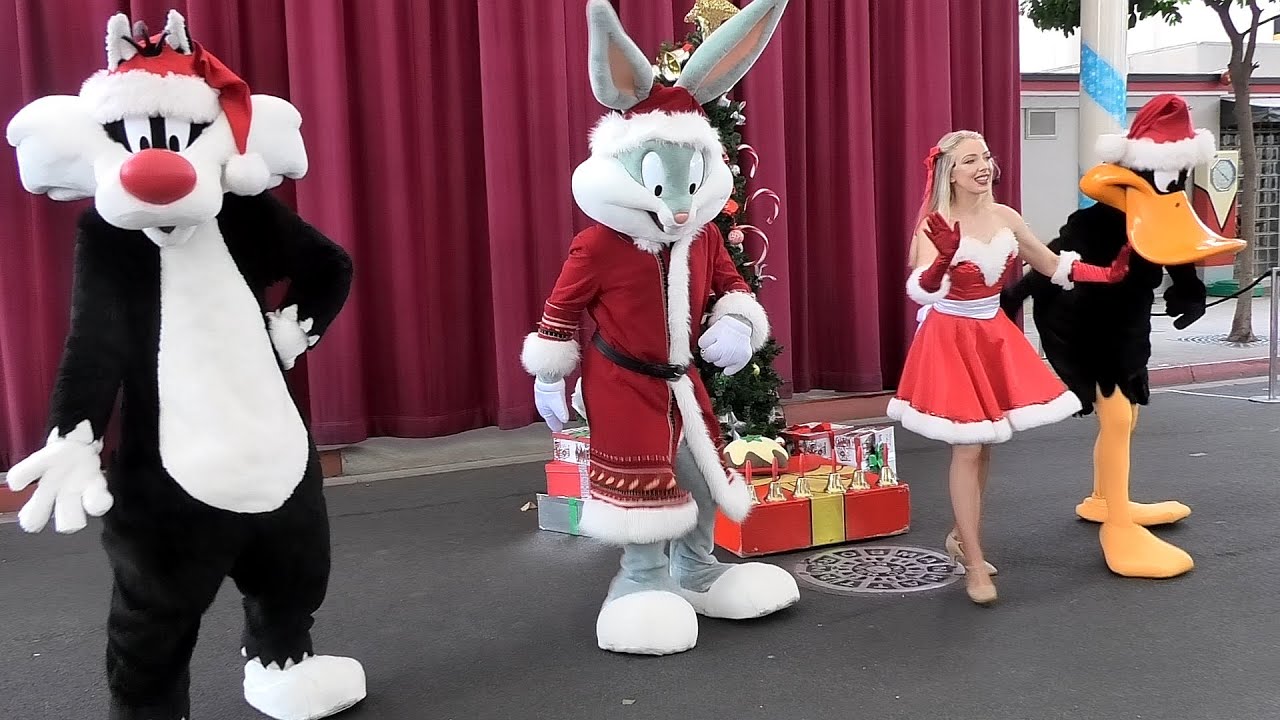 Looney Christmas Carols Movie World Gold Coast