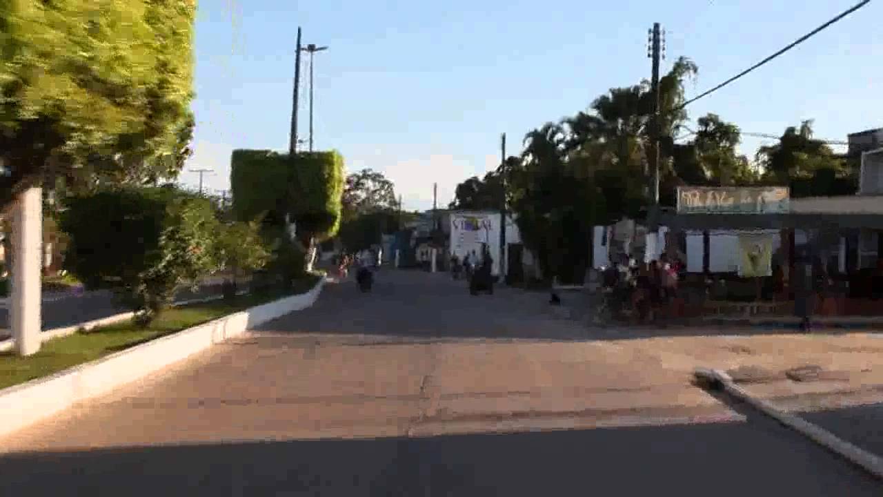 Recorriendo la principal de Tabatinga