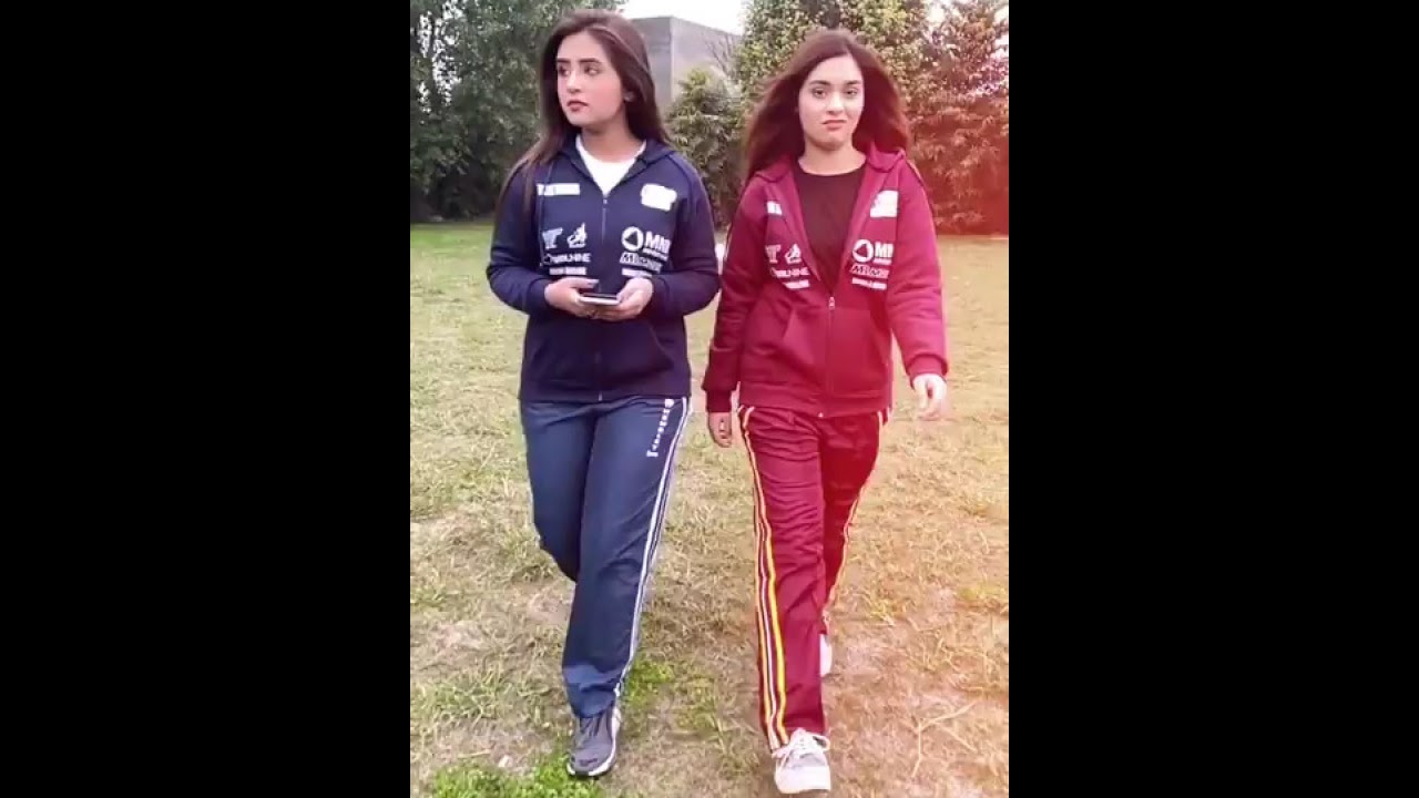 bushragulfam.123 new tiktok video hot 18