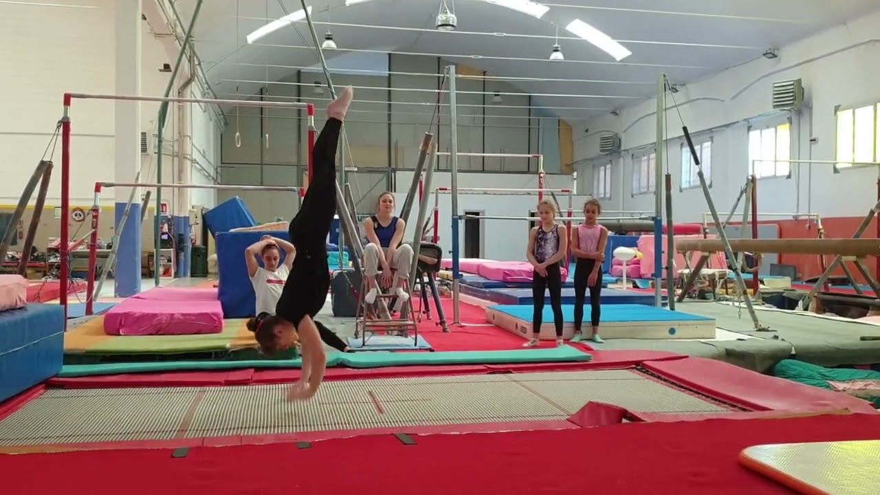 CHI FA PIU SPINTE IN VERTICALE CHALLENGE? ginnastica artistica CSB