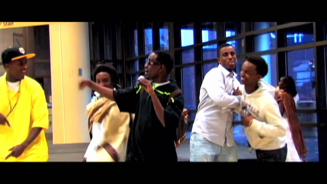New Somali Song - "Wax Barasho" (Mohamed Yare Feat. IlkaCase)