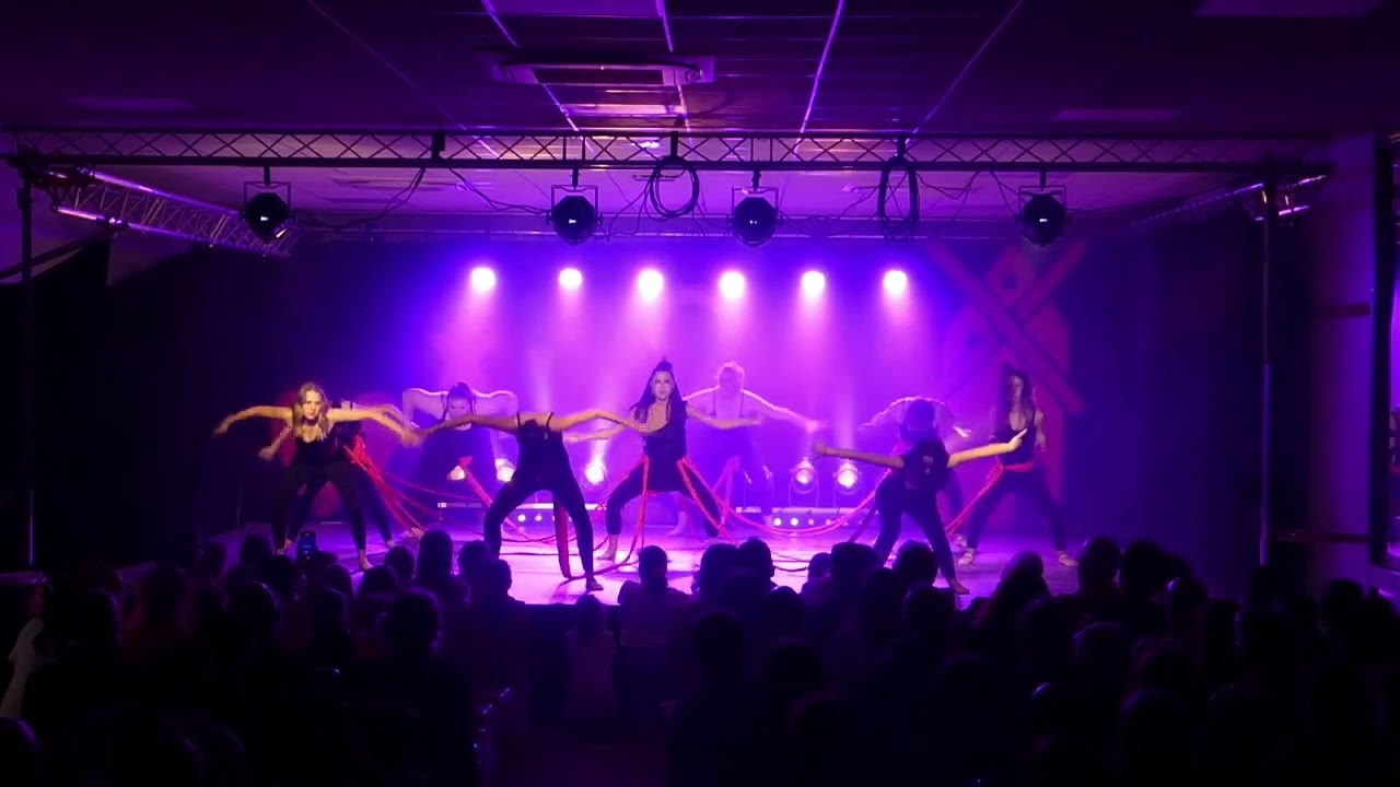 Cours de danse Ardèche - Prades 07 - Fil Rouge