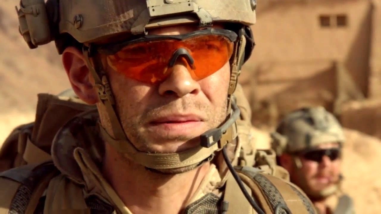óculos do filme (Relatos de Guerra) Hyena Road