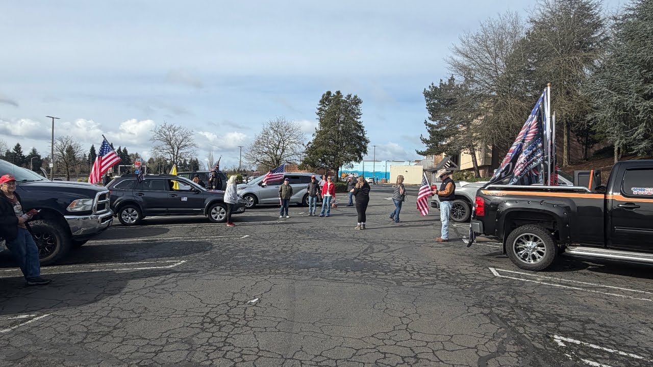 Patriot flag caravan!