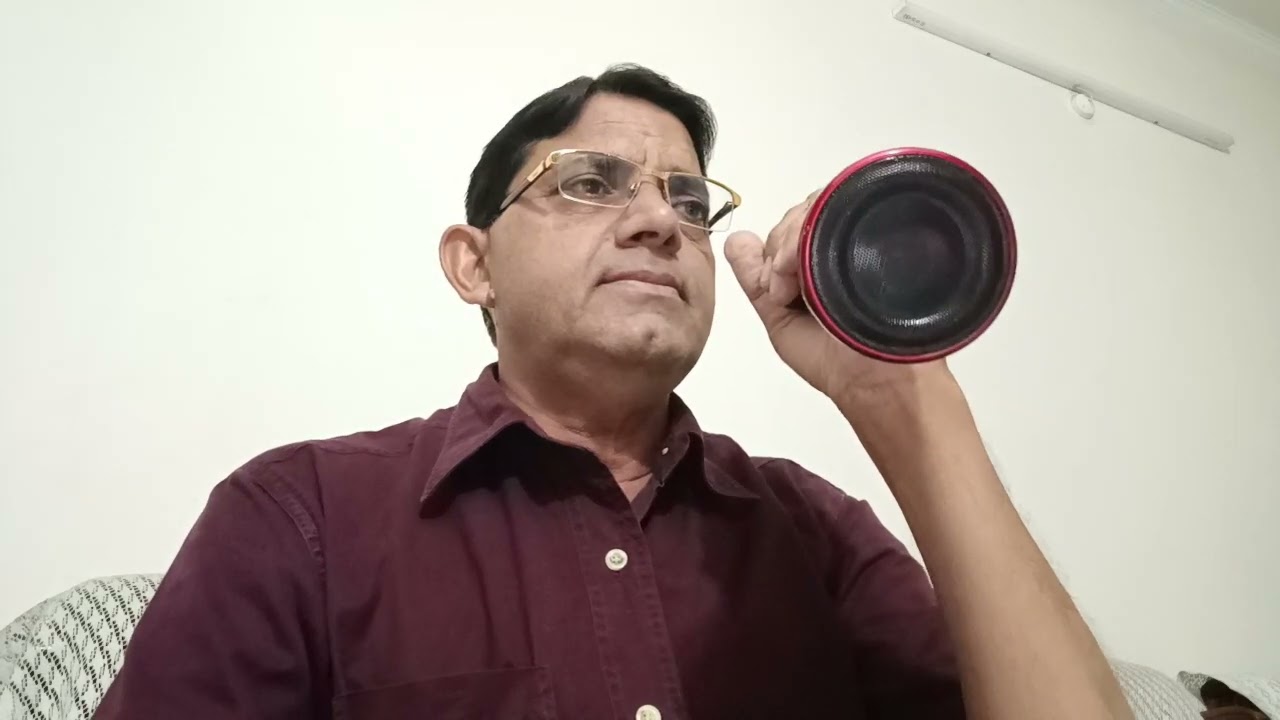 वक्त का ये परिंदा रुका है कहां.(गज़ल).Ruby Rahul Sambhal.9760345217.
