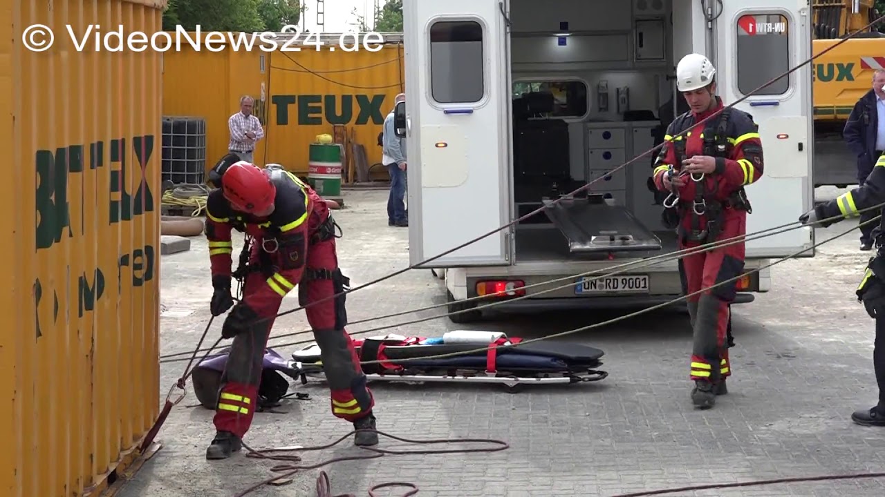 31.05.2017 - VN24 - Dramatische Rettung eines abgestürzten Arbeiters aus einer Baugrube in Unna