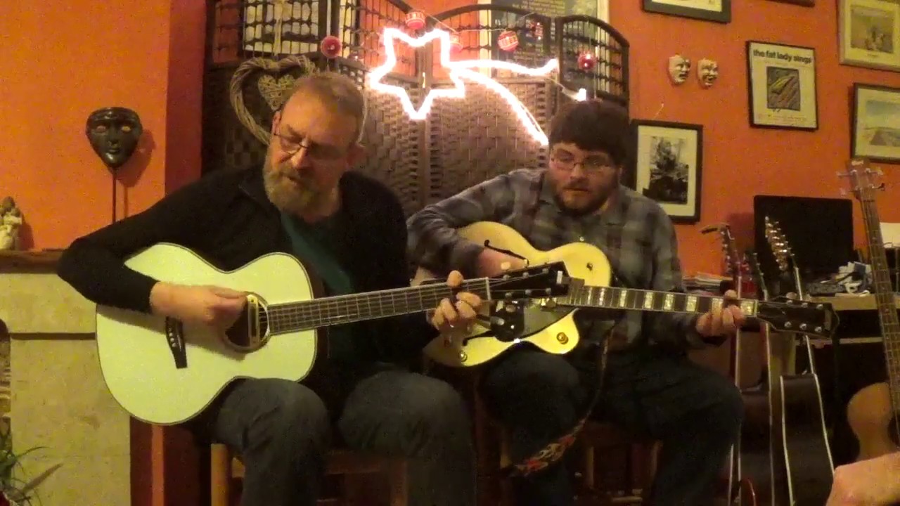 Boo Hewerdine & Darragh Cullen - Explaining Love To Aliens
