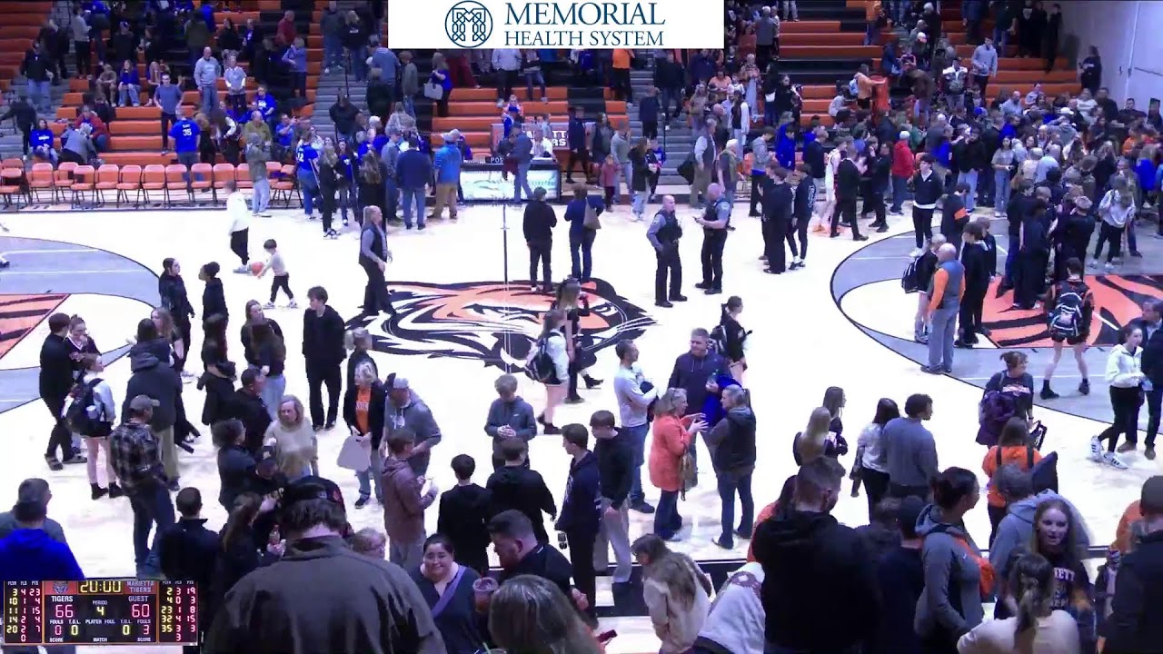 Marietta Tigers Host Warren OHSAA Tournament Game