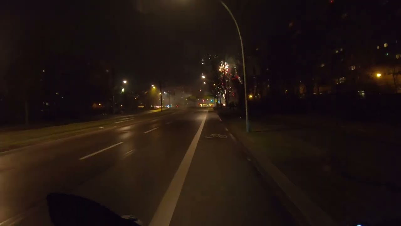 Mit E-Scooter durch Berlin ins neue Jahr 2024 (Silvester) | Teil 1/2