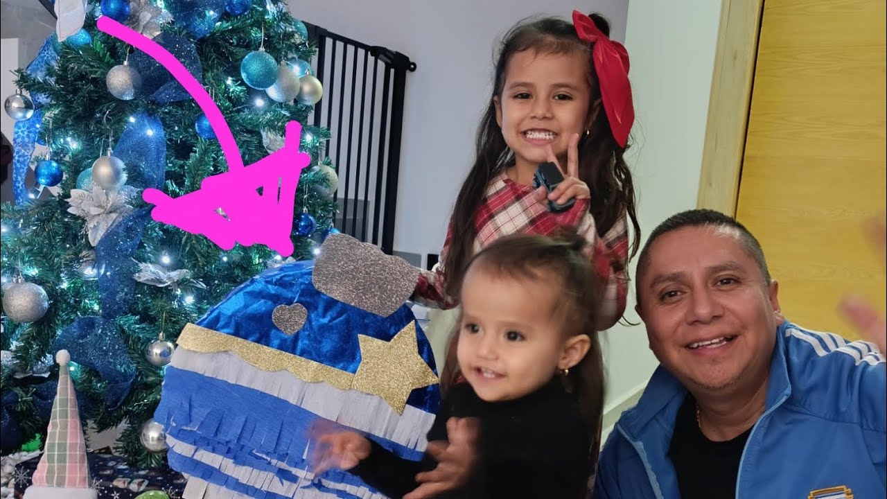 ¡Piñata en construcción! Piñata de esfera. ¿Ustedes saben hacer piñatas?🪅🪅🪅