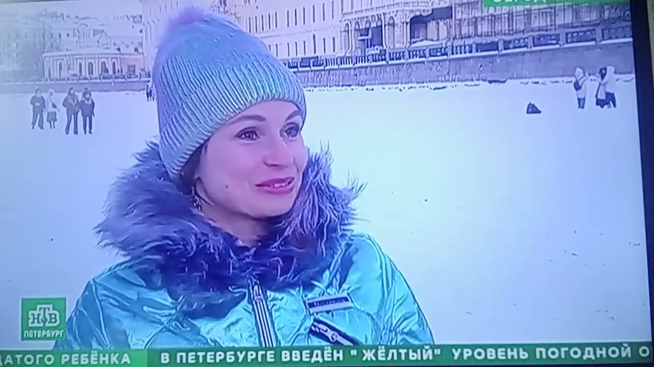 В Петербурга новая забава ,гулять по рекам и каналам города. 