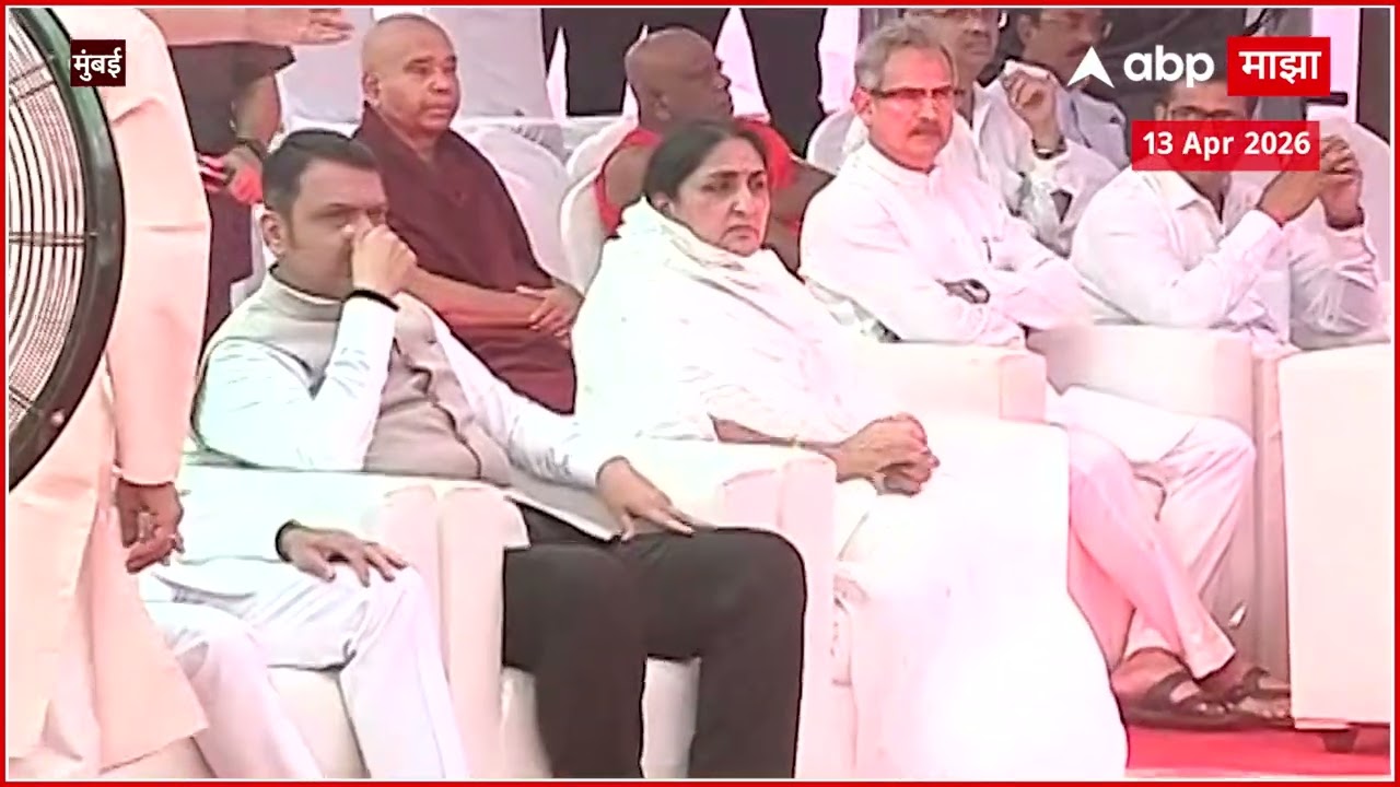 Sunetra Pawar at Asha Bhosle Funeral : आशा भोसलेंच्या अंत्यदर्शनासाठी सुनेत्रा पवार दाखल