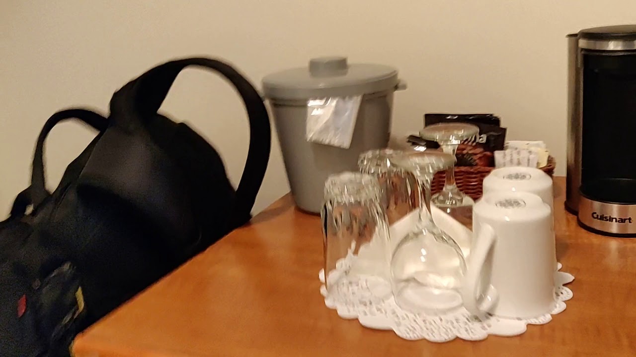 Jasper Inn and Suites Hotel Review Day 2/7 of Calgary Trip