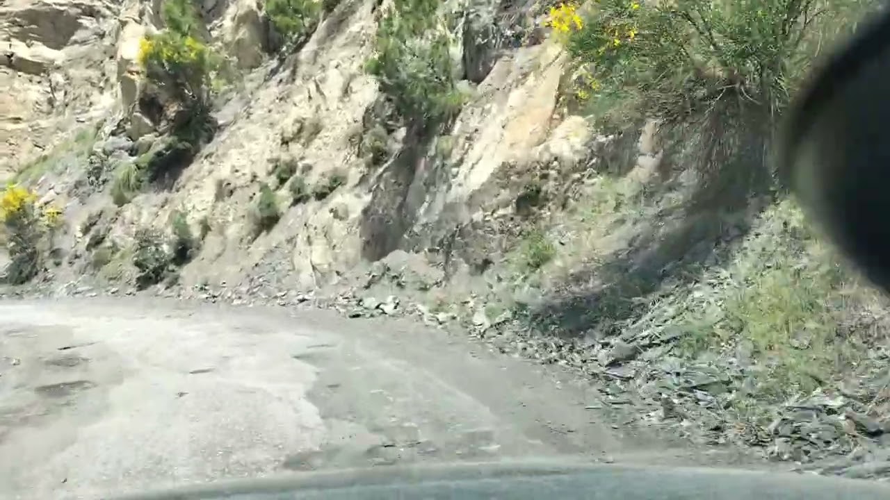 VID20250504130616   Route de Boni à EL KALAA en Kabylie (Ath Abbas)