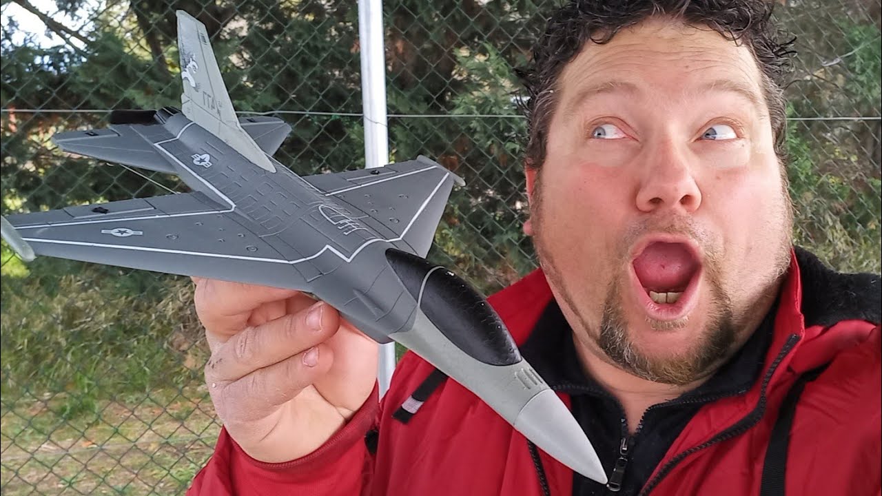 Ho FATTO volare questo F16 Eachine STABILIZZATO, incredibile vola benissimo, anche per PRINCIPIANTI