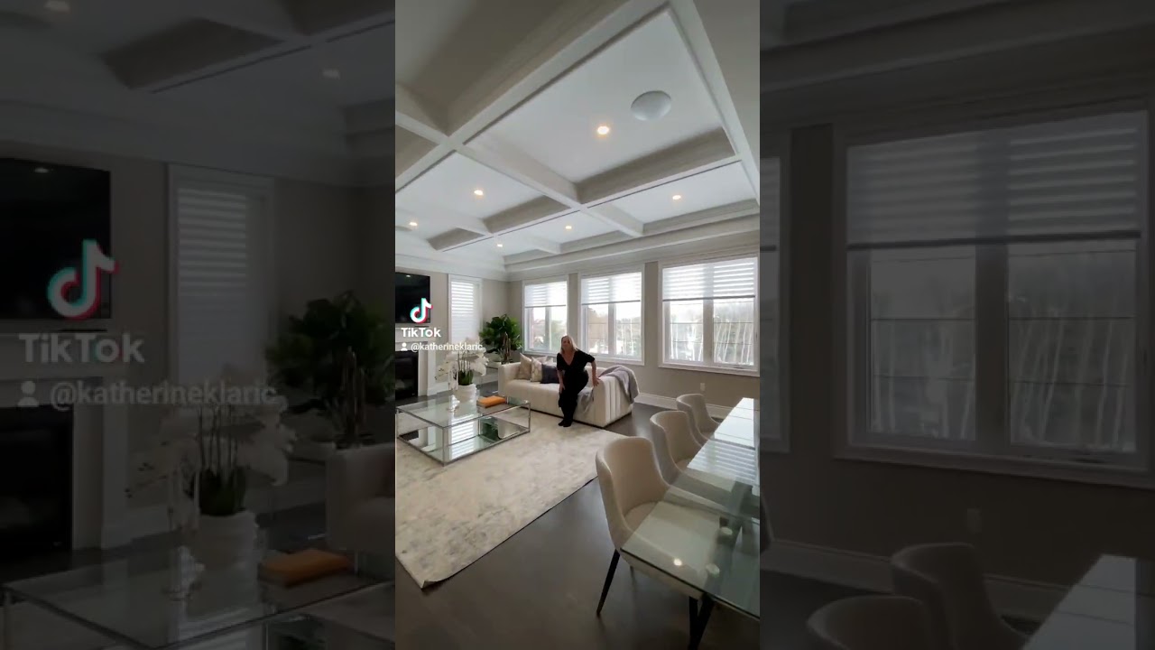 Check Out This Luxurious Listing in King City, ON! 