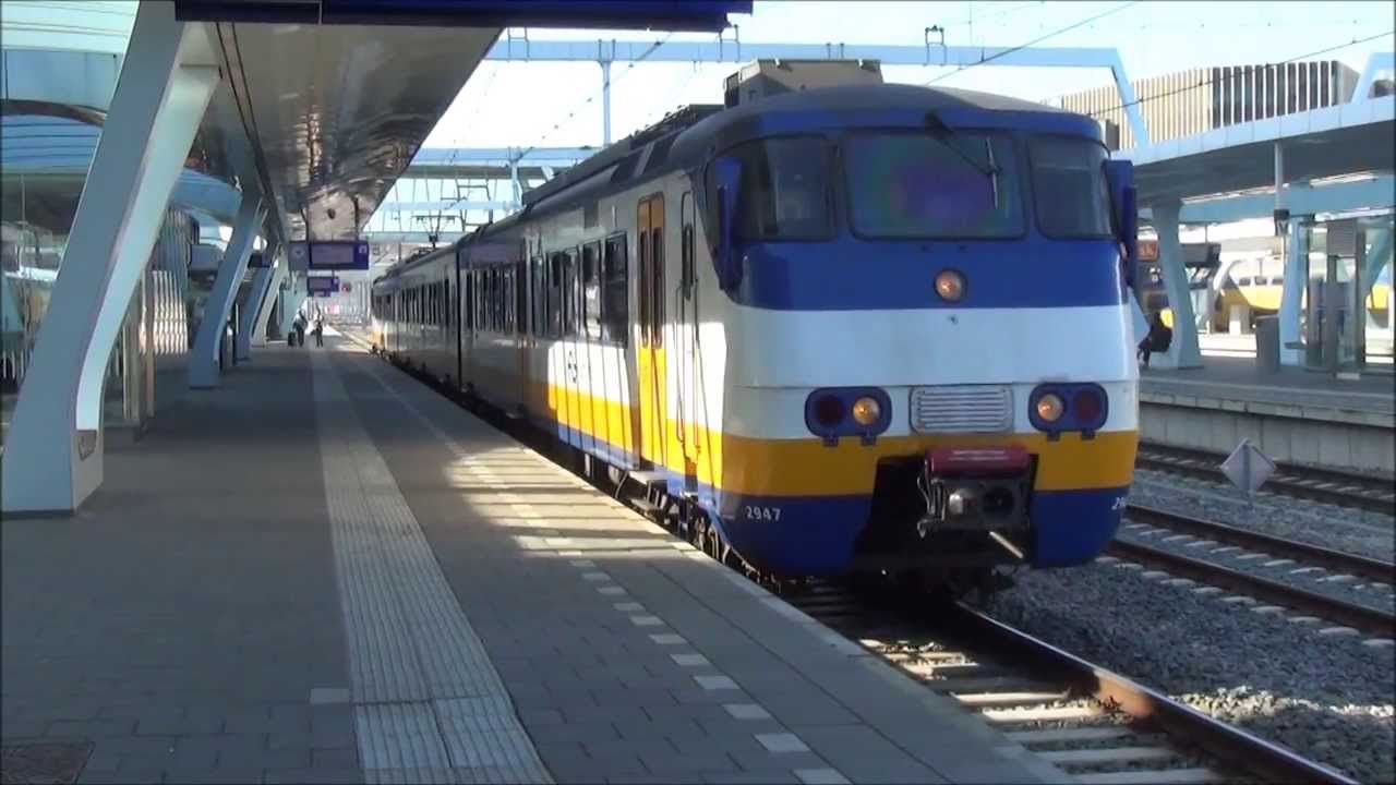 Treinen op Station Arnhem - 9 maart 2014