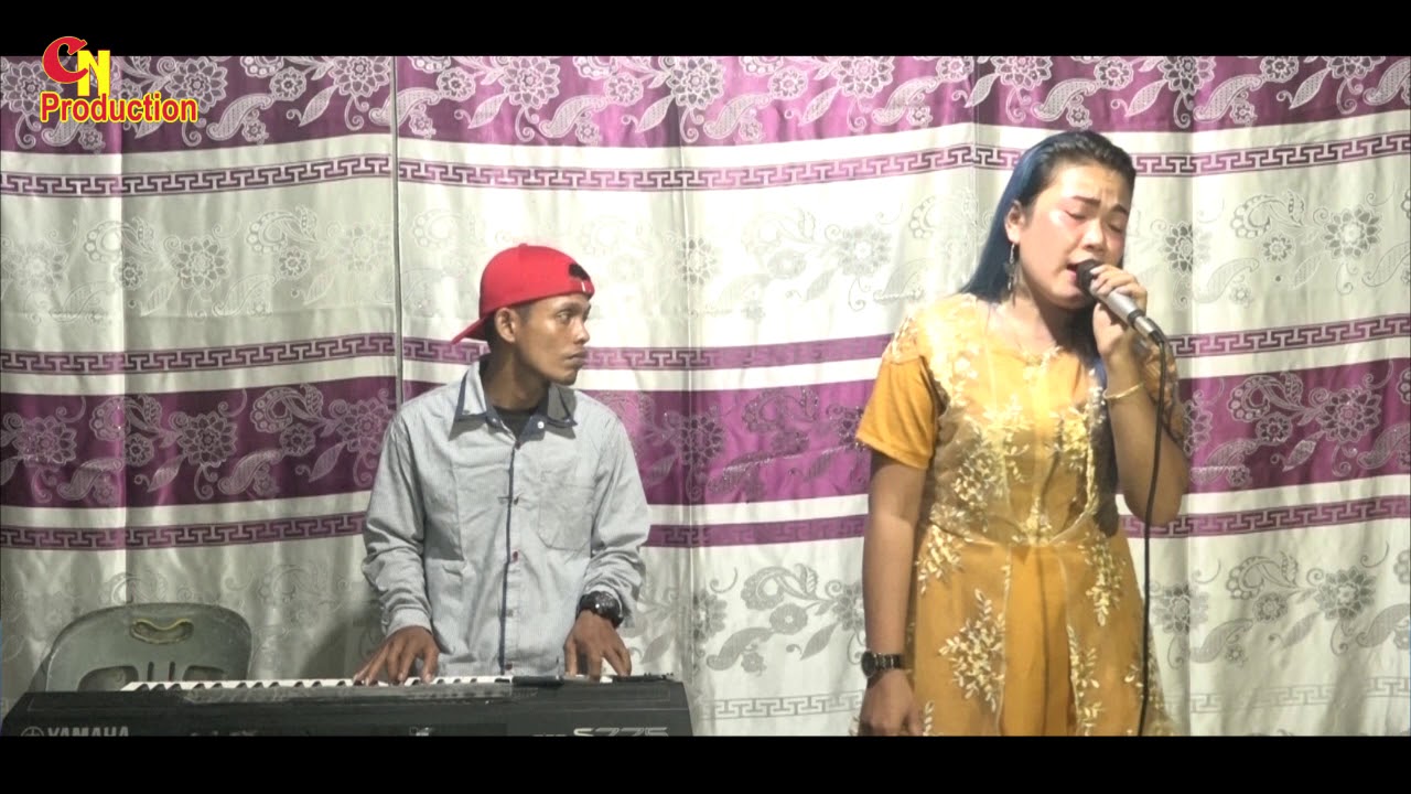 Ulang Tadikkon au ~ Desy br Saragih ~ yang di populerkan Nuriati br Girsang