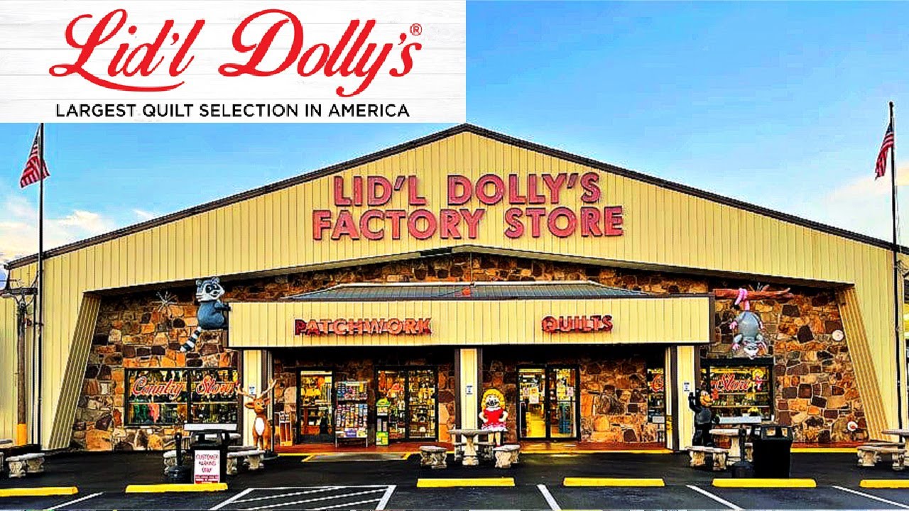 LID'L DOLLY'S FACTORY STORE Pigeon Forge Tennessee
