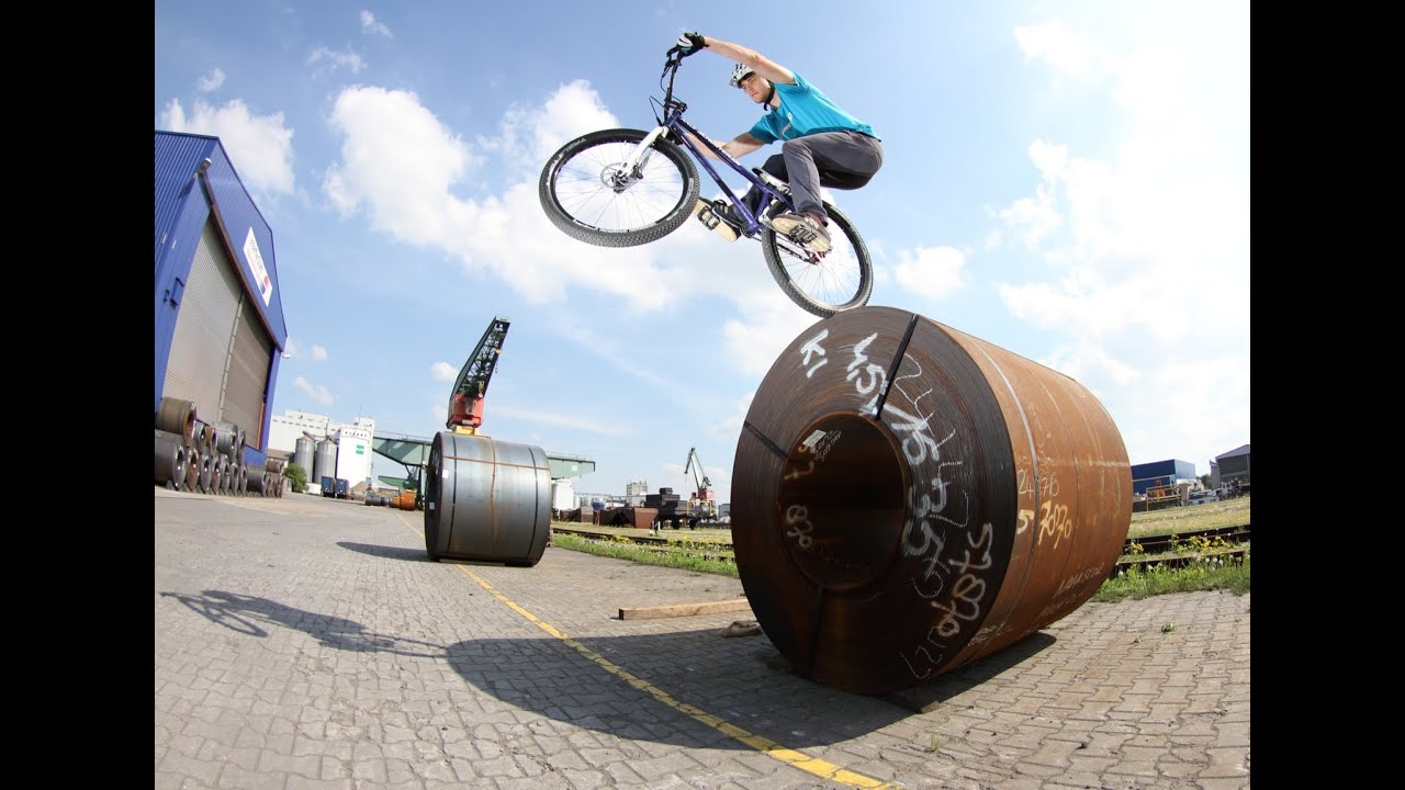 HOW TO: Mountainbike-Trial Techniken mit Andi Schuster