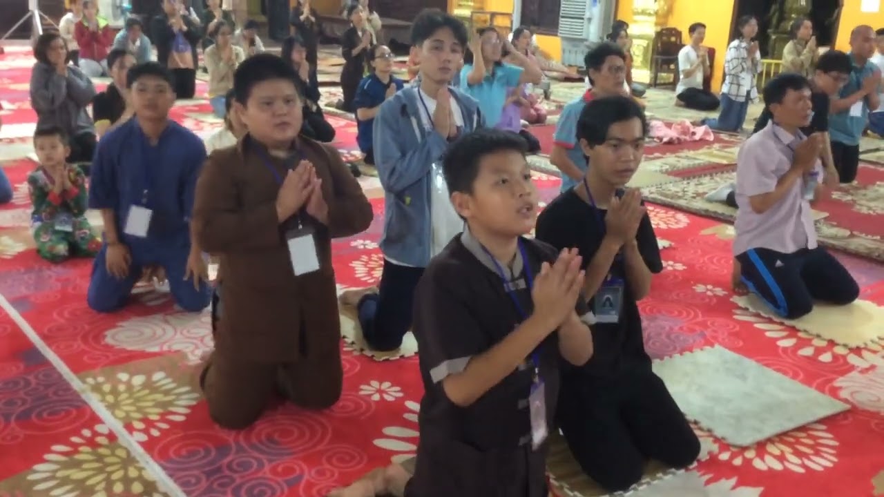 Ngài TS HT Bửu Chánh cùng Ngài Tăng Định trụ trì chùa Kỳ Viên về dự khai mạc Temple Stay