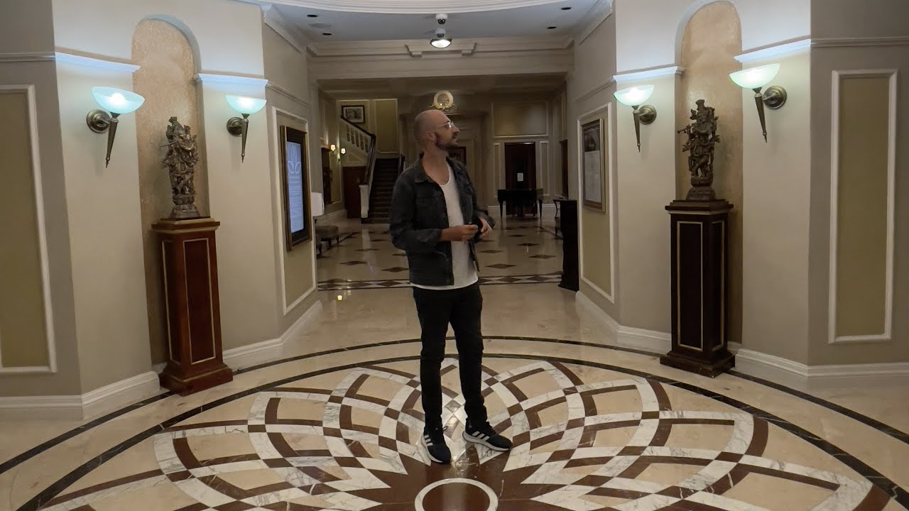 Howie Combrink | Believe (Live at The Taj Hotel, Cape Town)