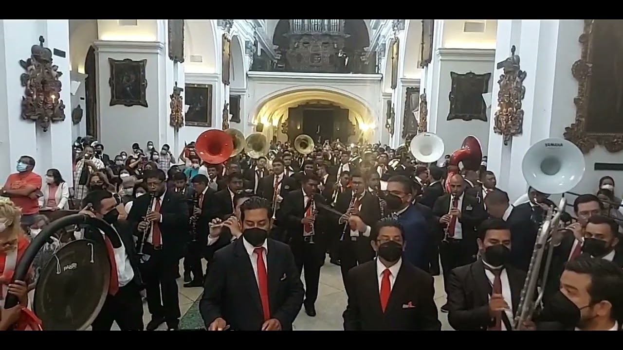 Las Golondrinas en Honor al Padre Orlando Aguilar Domingo de Resurrección 2022 La Merced