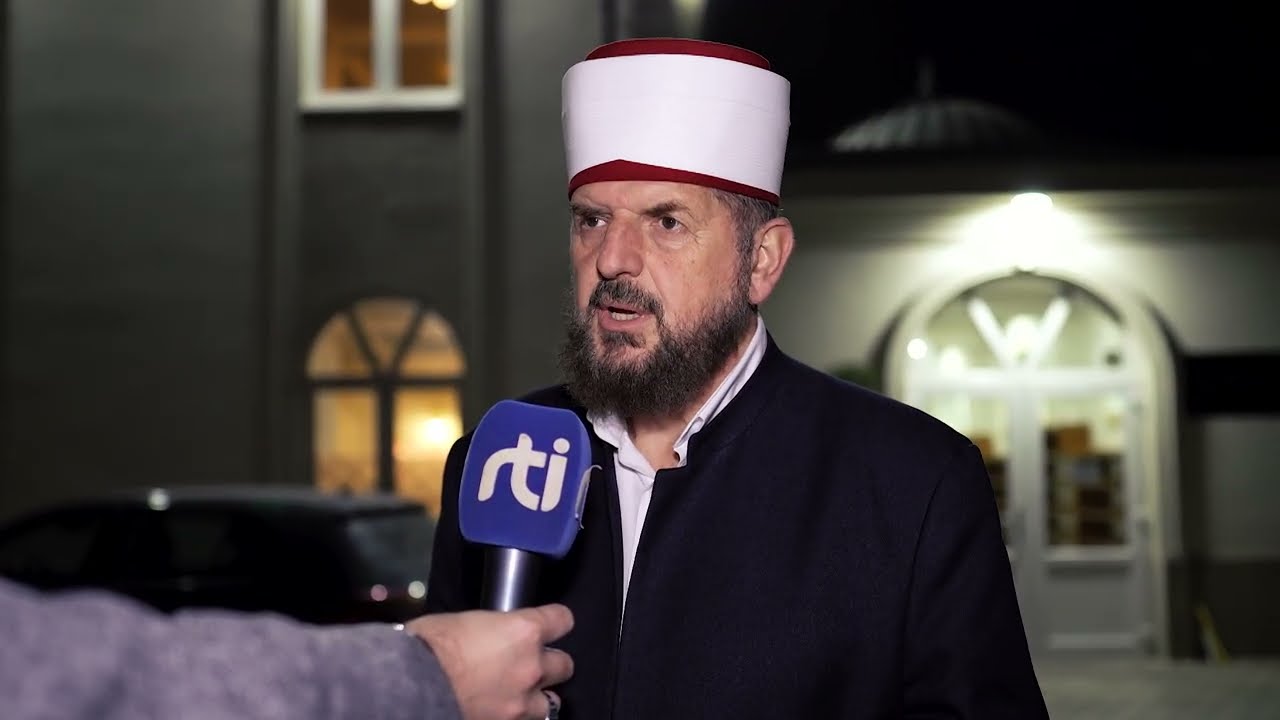 Teravia e fundit në  Hajvali me plot xhematë e hoxhën Shefqet Krasniqi dhe Xheladin Fazliu  - RTI