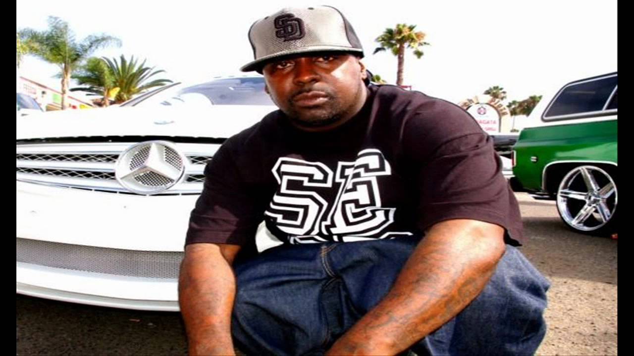 Black Mikey - The Gangsta In Me feat. Fig B & Damu (HD)