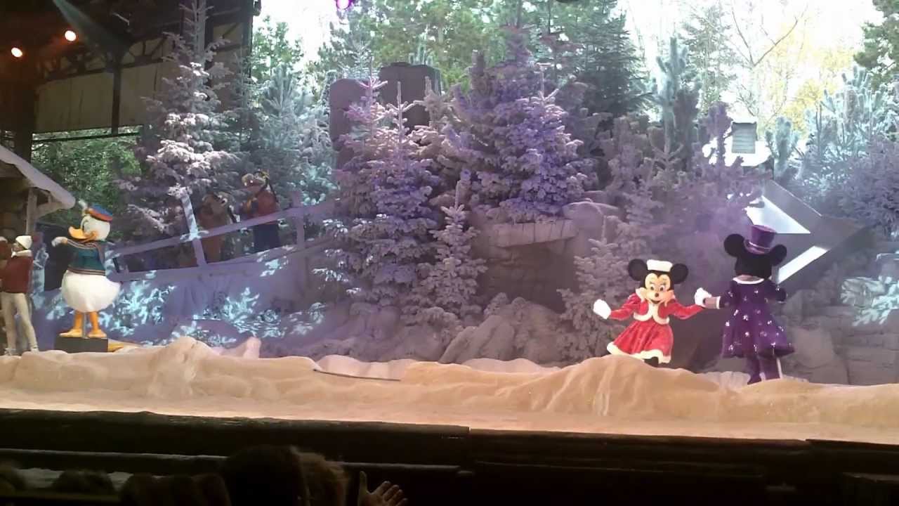 Mickey's Winter Wonderland (HD) | Disneyland Paris