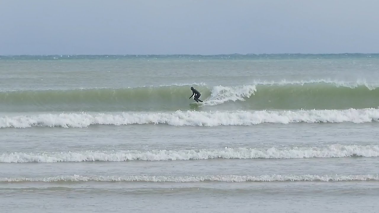 2025.12.29 strong offshore port south beach, great lakes surfing