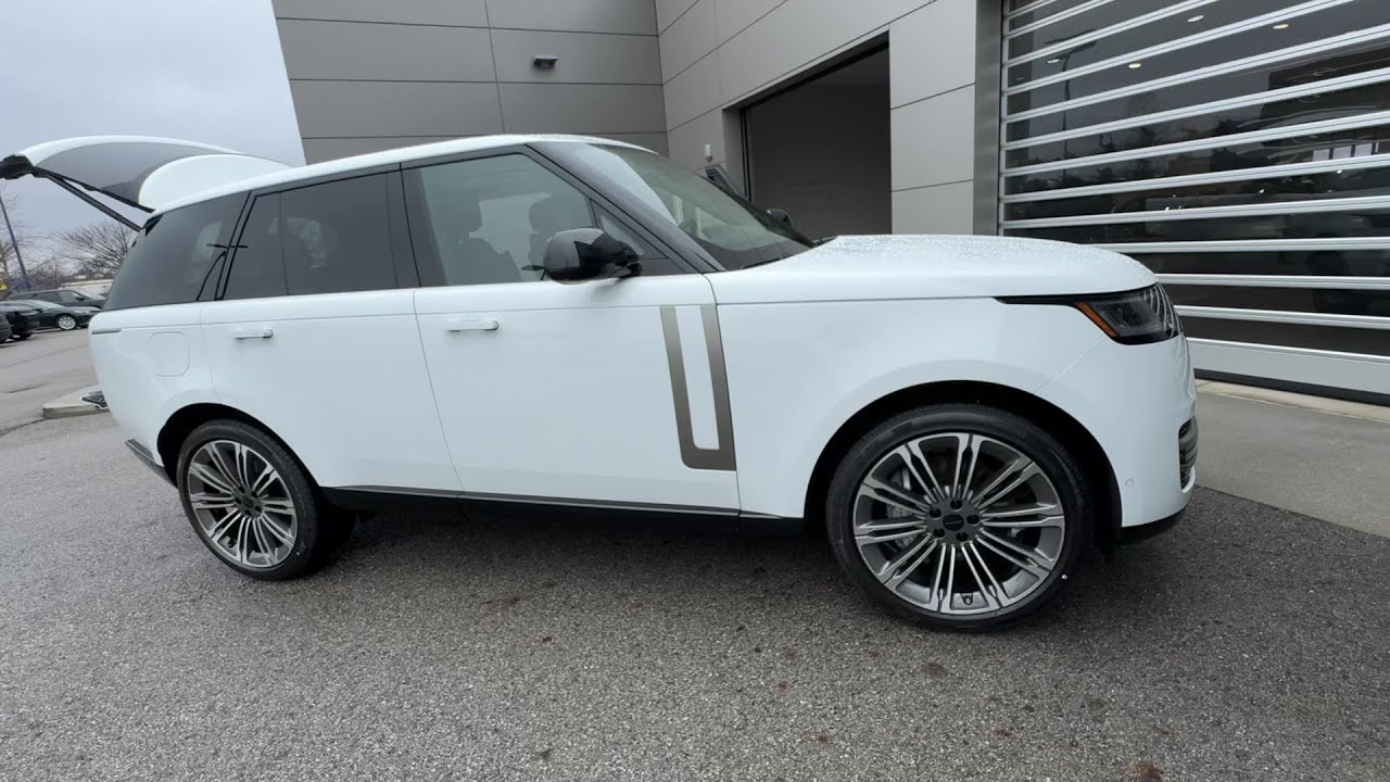 2026 Land Rover Range Rover SE STK# JR360127 Columbus, Dublin, Westerville, Bexley, Delaware
