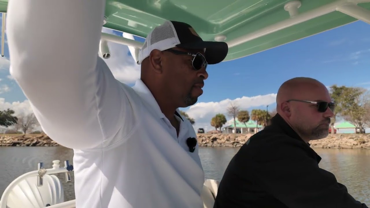 My Brother Test Drives His new Boat 